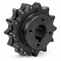 Roda dentada industrial especial com dentes segmentados e tratamento de nitretação para alta resistência ao desgaste abrasivo.